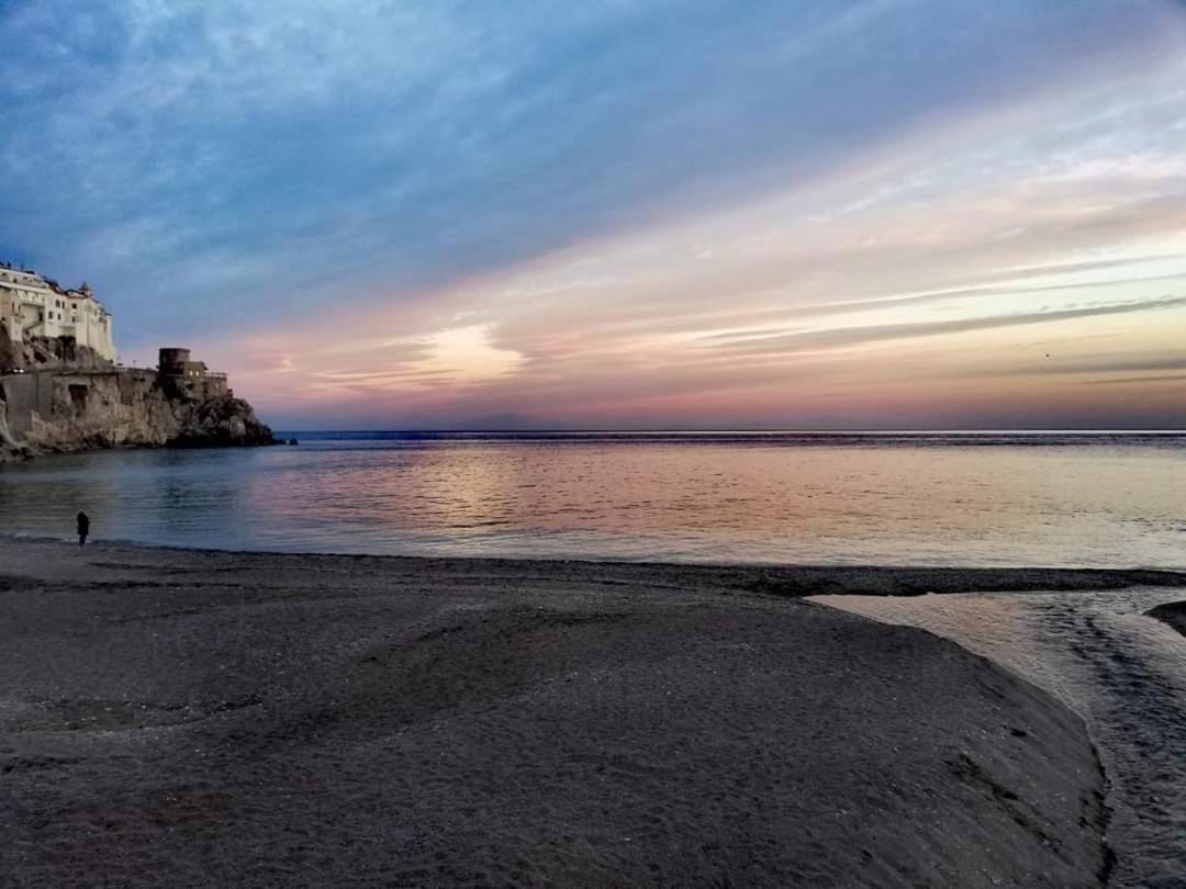 Bluoltremare Lägenhet Amalfi Exteriör bild